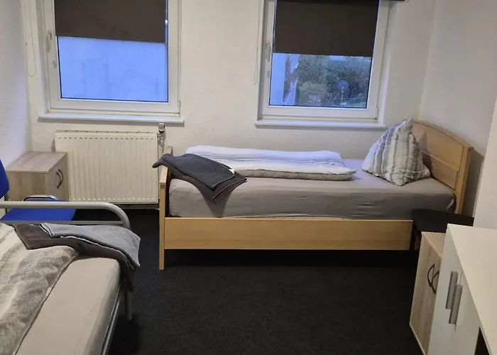 Monteur- Und Miller *